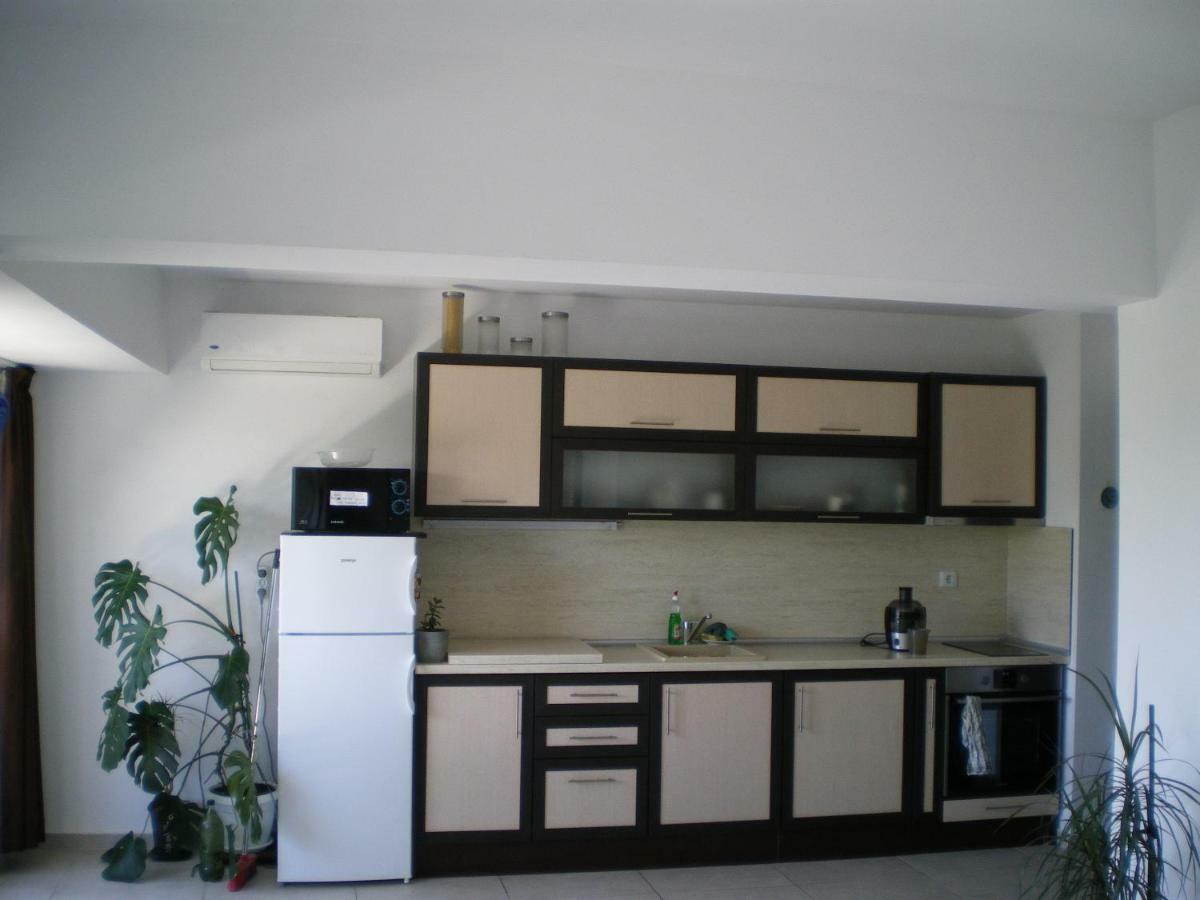 Park View Apartment Plovdiv With Parking Exterior foto